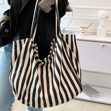Load image into Gallery viewer, Quincy Striped Tote