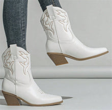 Load image into Gallery viewer, Cecelia Western Boot