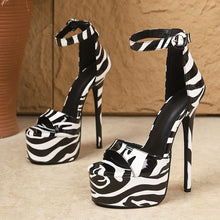Load image into Gallery viewer, Evie Zebra Platform