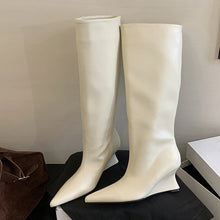 Load image into Gallery viewer, Lucia Pointed Boot