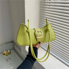 Load image into Gallery viewer, Giovanna Buckle Bag