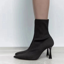 Load image into Gallery viewer, Quinn Black Boot