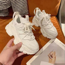 Load image into Gallery viewer, Mikaela Platform Sneakers
