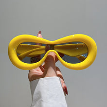 Load image into Gallery viewer, Kassidy Retro Sunglasses