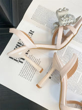 Load image into Gallery viewer, Mae Bow Heel

