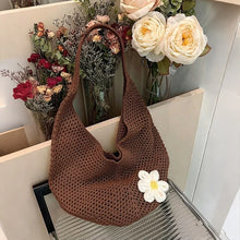 Load image into Gallery viewer, Saanvi Straw Tote
