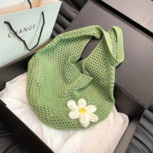 Load image into Gallery viewer, Saanvi Straw Tote
