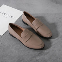 Load image into Gallery viewer, Ensley Leather Loafer
