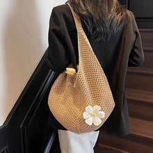 Load image into Gallery viewer, Saanvi Straw Tote
