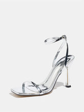 Load image into Gallery viewer, Elodie Gold Heel
