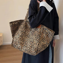 Load image into Gallery viewer, Ainhoa Leopard Bag
