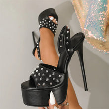 Load image into Gallery viewer, Edith Studded Platform
