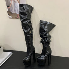 Load image into Gallery viewer, Veronica Black Boot
