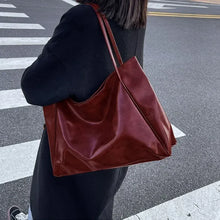 Load image into Gallery viewer, Romy Leather Tote
