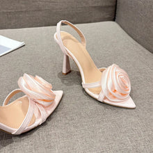 Load image into Gallery viewer, Poppy Rose Heel
