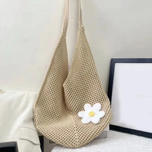 Load image into Gallery viewer, Saanvi Straw Tote
