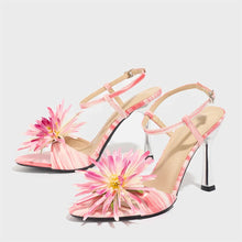 Load image into Gallery viewer, Aurelia Flower Heel
