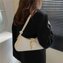 Load image into Gallery viewer, Giovanna Buckle Bag
