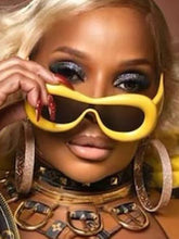 Load image into Gallery viewer, Kassidy Retro Sunglasses

