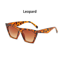 Load image into Gallery viewer, Zoya Square Sunglasses
